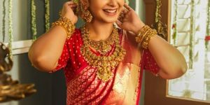 Gayatri Antique Temple Bridal Set