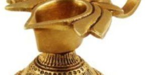 Brass Lotus Shape Oil Lamp on Stand with Handle