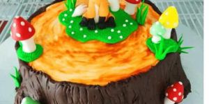 Designer & Rich chocolate Cake for kids