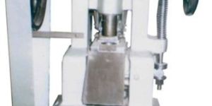 MULTIPUNCH TABLET COMPRESSION MACHINE