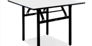 4 Seater Dining Table