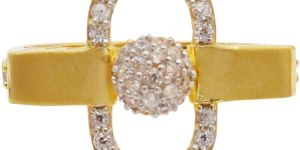 Elegant Intersecting Gold Ring