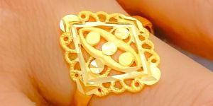 FINE LIGHTWEIGHT RING