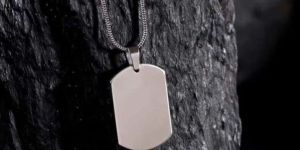 Silver-Plated Dog Tag Pendant With Chain