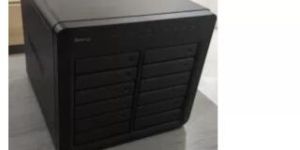 Synology DS2415+ NAS box