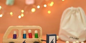 Double Decker Toy Bus