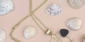 Handcrafted Designer Brass and Doozy Stone Chain Pendant