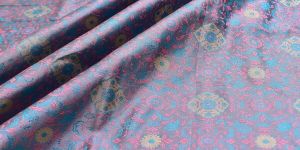 Tanchoi Handwoven Pure Satin Silk Banarasi Thaan