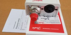 Danfoss 060-110891 Pressure switch, KP36