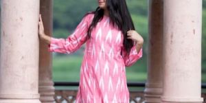 Ladies Casual Wear Ikkat Cotton Kurti