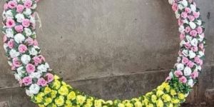 Decorative Artificial Flowers Ring