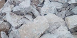 White Soda Feldspar Lumps