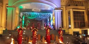 Ganga Aarti Pandit Service