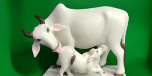 Marble Cow & Calf Statue