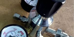 Gas Flow Brand Single Stage Brass Regulator with 2 Dial