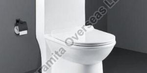 OPC 25 One Piece Closet