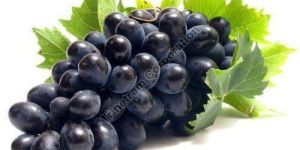 a Grade Black Grapes