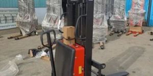Automatic Pallet Stacker