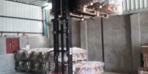 Semi Electric Hydraulic Stacker