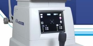 Auto Refractometer Machine