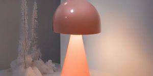 Rechargeable CurveGlow Vase Lamp