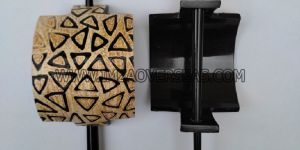 Horn Printed Hair Clip