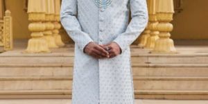 Mens Embroidered Sherwani