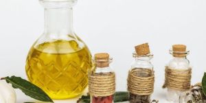 Spice Oils and Essential Aromatic Oils