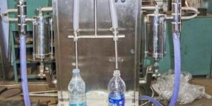 Semi Automatic Edible Oil Filling Machine