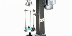 Semi Automatic Screw Capping Machine