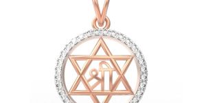 1.570 Grams Diamond Men Pendant