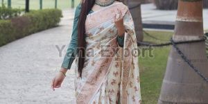 1100 White Zari Silk Sarees