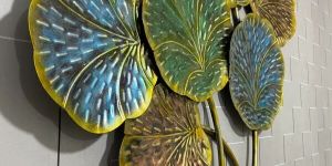 Multicolor Iron Leaf Shape Wall Decor