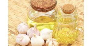Organic Garlic Oil