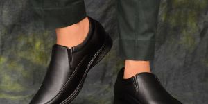 7010 Mens Black Formal Shoes