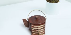 6 Pieces Wooden Kettle Shaped Coaster Set