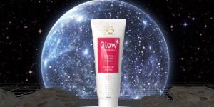 GAZE GLOW FACEWASH