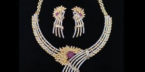 Ladies Designer Necklace Set