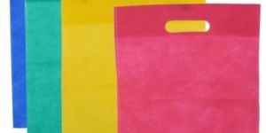 D-Cut Non Woven Bags