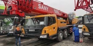 Truck Mounted Crane