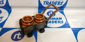 Salt and Pepper Storage with Stand