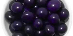 Blackcurrant Flavored Ball Candy