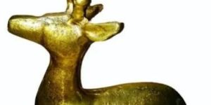 Aluminum Reindeer Statue