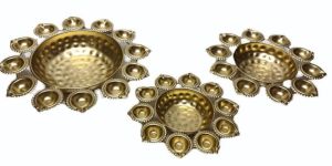 Gold Iron Metal Diya Urli