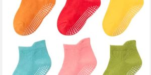 TODDLER ANTI SLIP SOCKS (AMiHa)