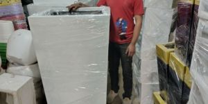 4feet Sqaure FRP Planters