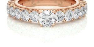 Round Cut Rose Gold Diamond Band