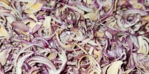 Dried Red Onion Flakes