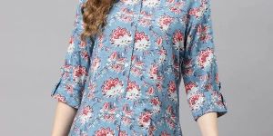 Lades Shirt Style Top