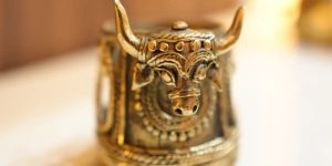 Bell Metal Bull Dhoop Holder